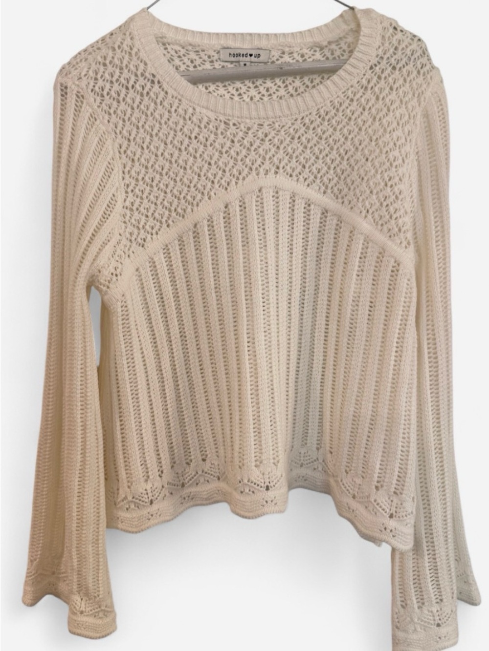 Mixed-Knit Bell Sleeve Sweater Size M